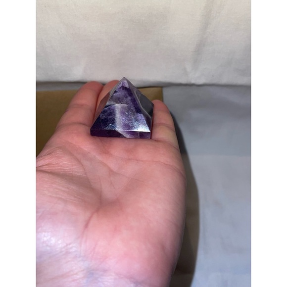 🌸✨NEW Purple Dream Amethyst Pyramid - Picture 6 of 7